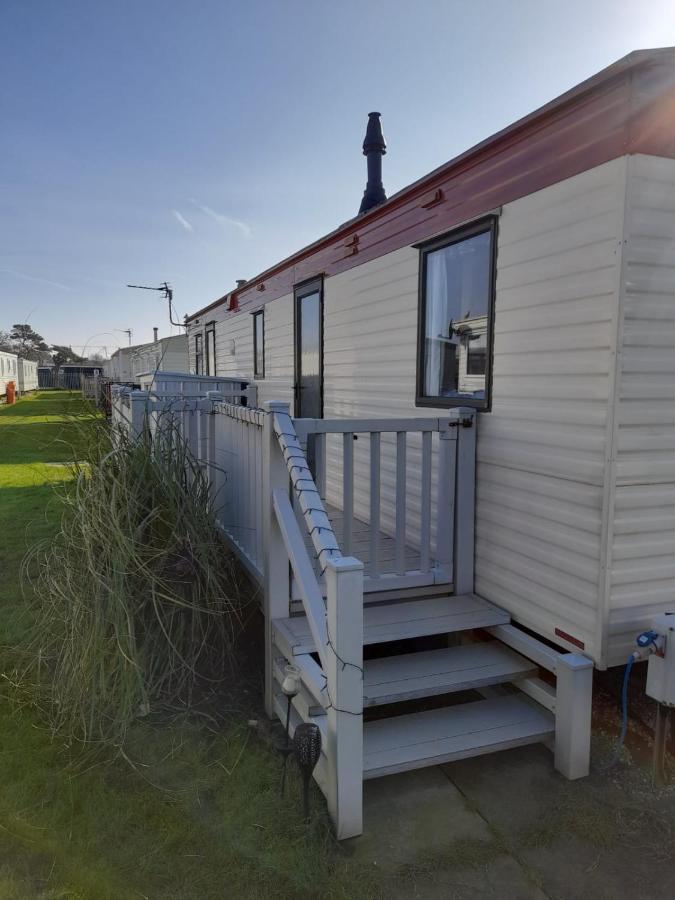 Kings Caravan - Family Groups Only - Very Quiet Park Villa Skegness Esterno foto